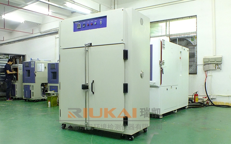 幹燥箱（xiāng）