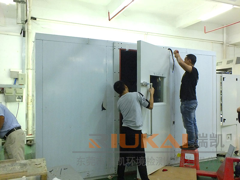 關於氣候環境試驗箱溫度均勻性（xìng）的相關問題