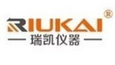 快速溫變試驗箱的製冷係統采用雙壓縮機複疊式設計相比單壓縮機有（yǒu）哪些核心優勢、穩（wěn）定（dìng）性表現如何（hé）？