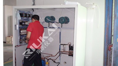 軍工用步（bù）入式恒溫恒濕試驗室（shì）的故障分析