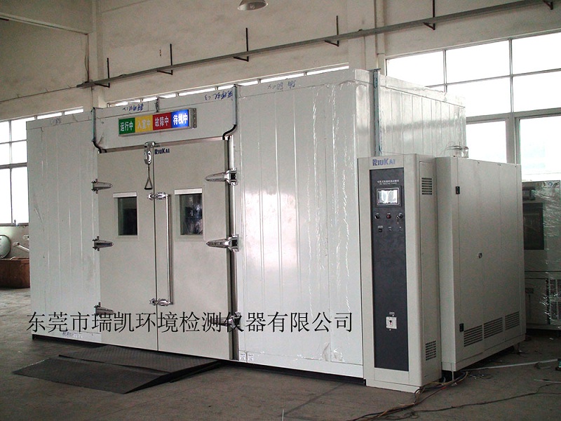 高低溫試驗箱複合式庫板特點介紹