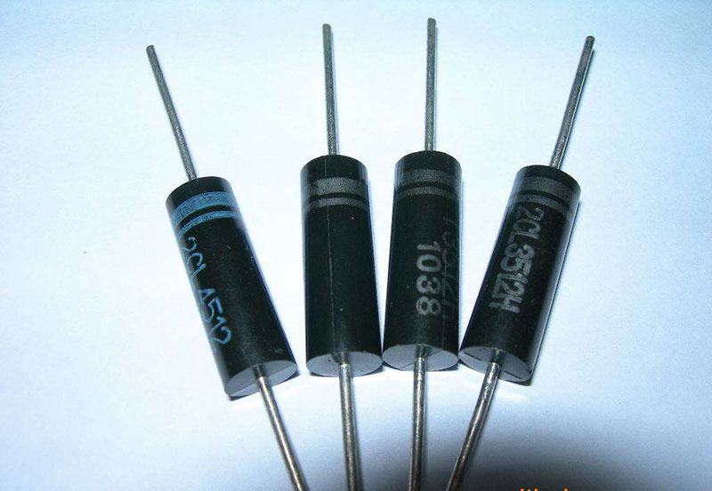 電子元器件高低溫帶電老化篩選工（gōng）藝