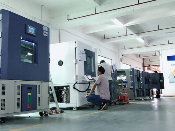 雙（shuāng）層高低（dī）溫試驗箱