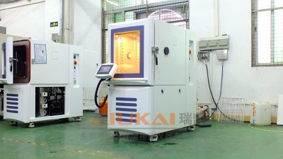 恒（héng）溫恒濕試驗箱做恒定溫度試驗的注意事項