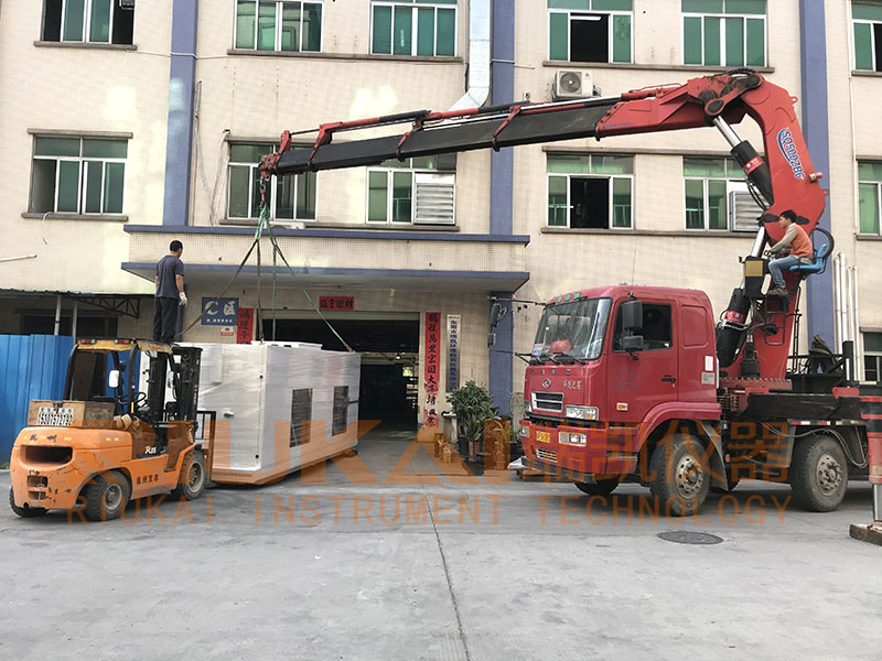 步入式高溫老化機（jī）