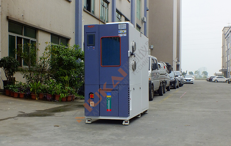 溫度循環試（shì）驗箱