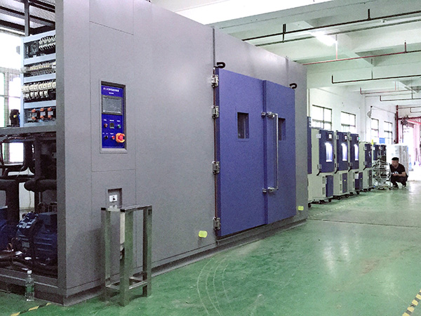 快速（sù）溫變試（shì）驗箱