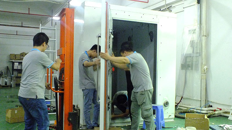 步入式高低溫濕（shī）熱試驗箱計量校準方法進行探討（tǎo）