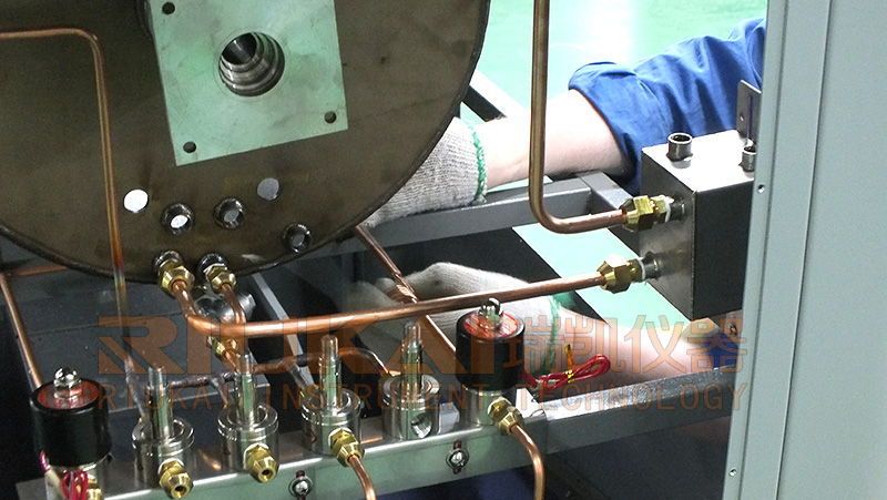 東莞高低溫試驗箱廠家（jiā）