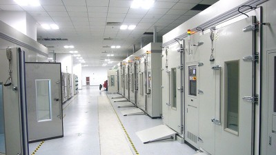 110立方超（chāo）大型步入式恒溫恒（héng）濕試驗室技術特點