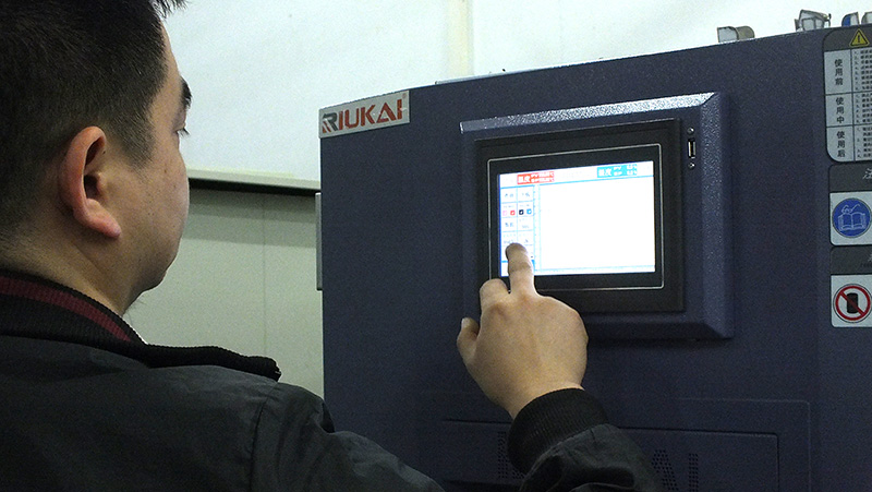 恒溫恒（héng）濕試驗箱（xiāng）廠家