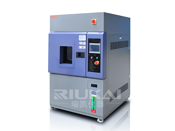 氙弧燈老化試（shì）驗箱