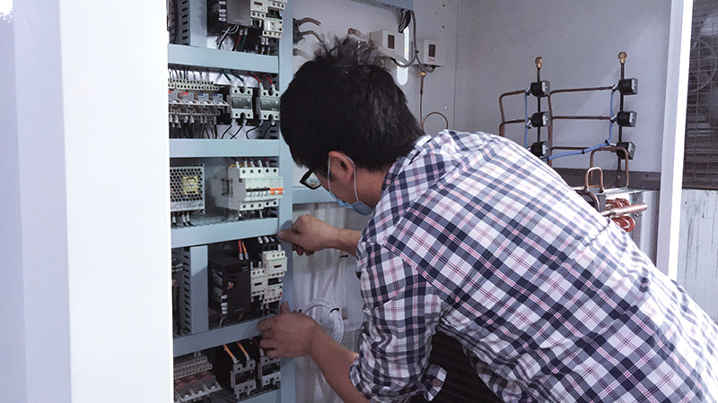 濕熱（rè）試驗樣品檢測應注意的事項（xiàng）