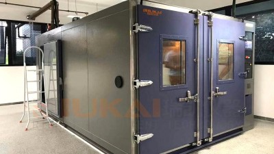 LCD顯示器<i style='color:red'>高溫工作試驗</i>報告